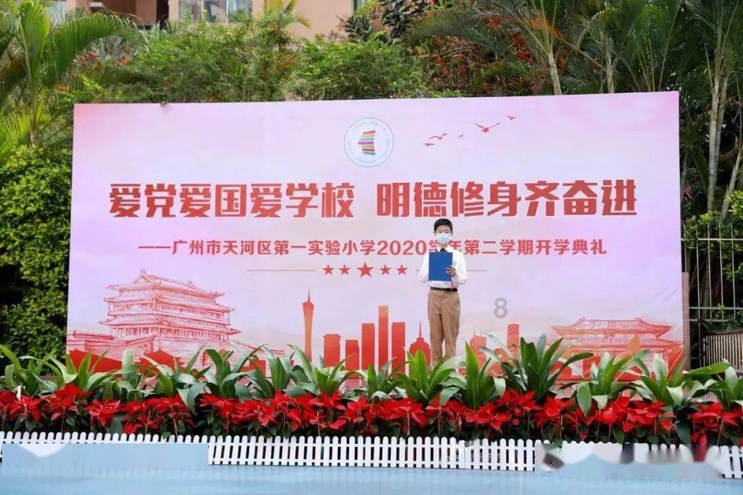 逃离电梯间